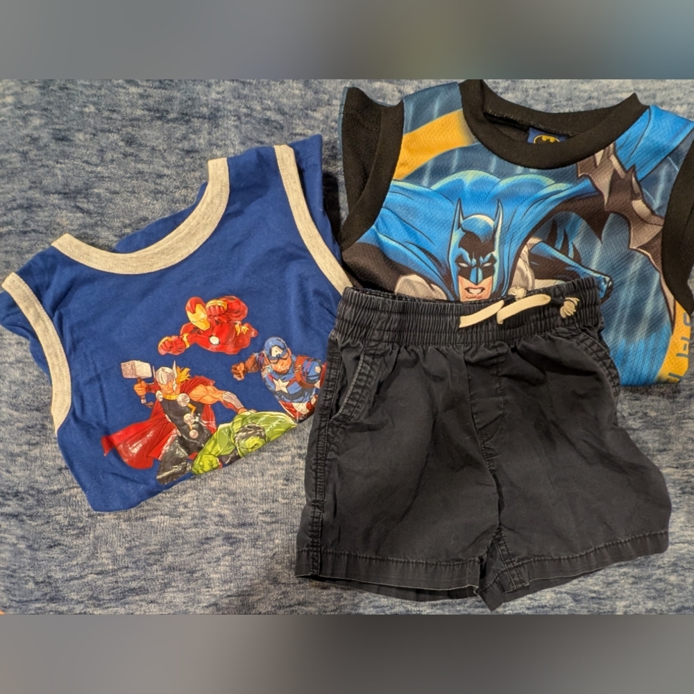 GAP Kids Size 5 Navy Blue Elastic Waistband Shorts With 2 Tanks